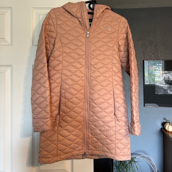 EUC North Face Thermoball Blush Pink Jacket Small - Picture 1 of 1